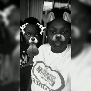 Meet your Posher, Valenta